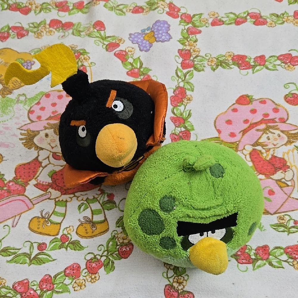 Angry Birds Plush Set - Black and Green